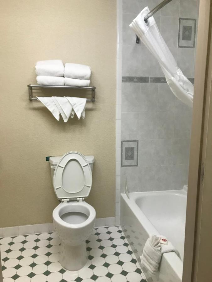 Shary Inn And Suites Mission Habitación foto